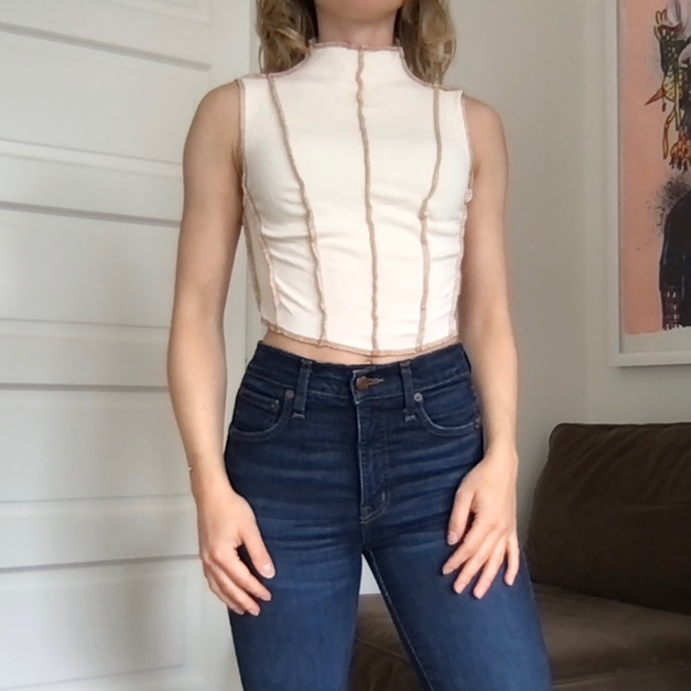 Isalis - Open Seam Mock-Neck Tank